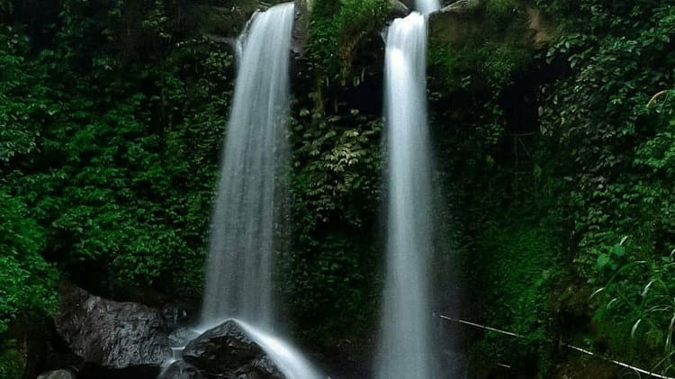 Air Terjun Grenjengan Kembar