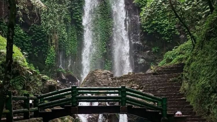 Air Terjun Kalimat