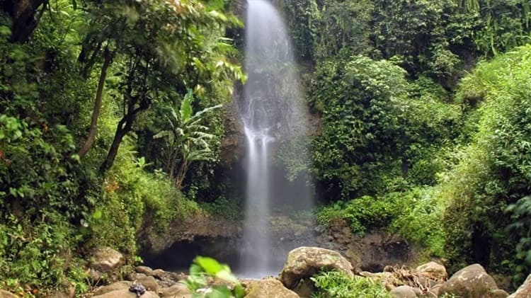 Air Terjun Kucur