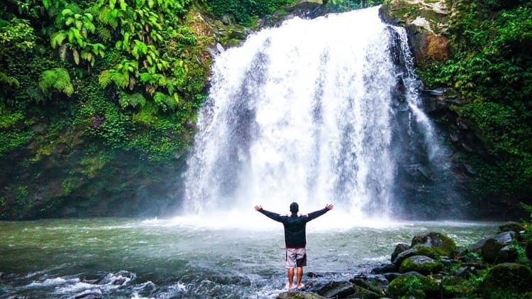 Air Terjun Salewangan