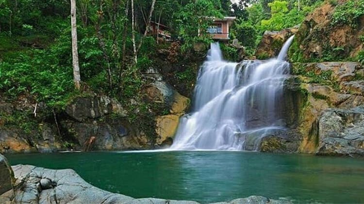 Air Terjun Suhom Lhoong