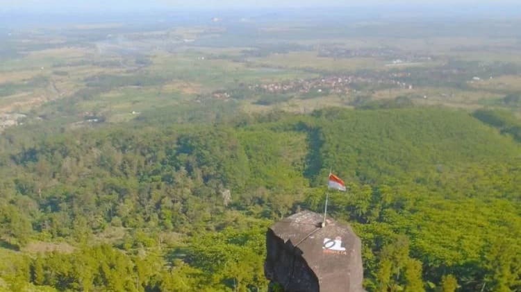 Bukit Goa Lawa