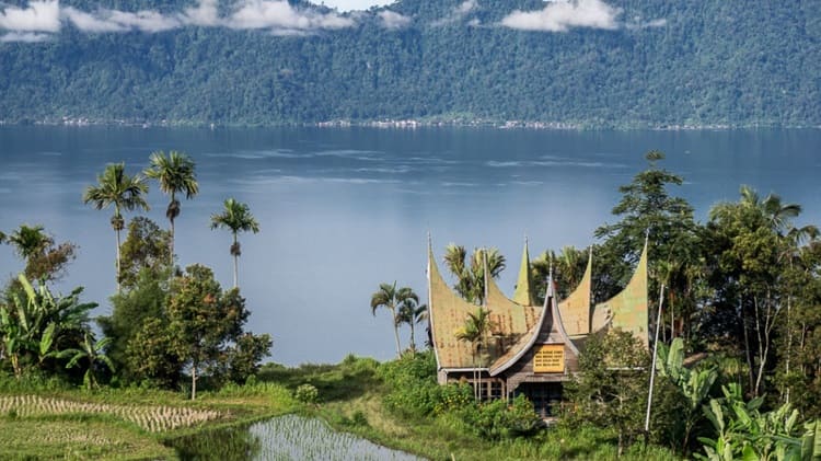 Danau Maninjau