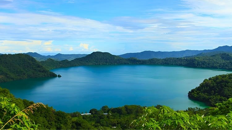 Danau Sano Nggoang