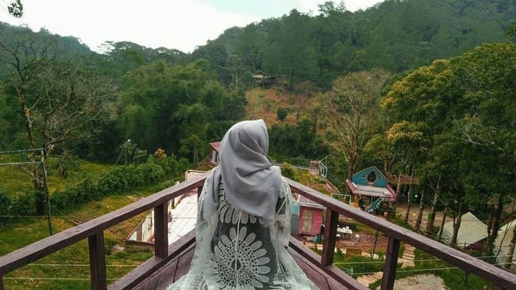 Lembah Hijau Camp & Resort