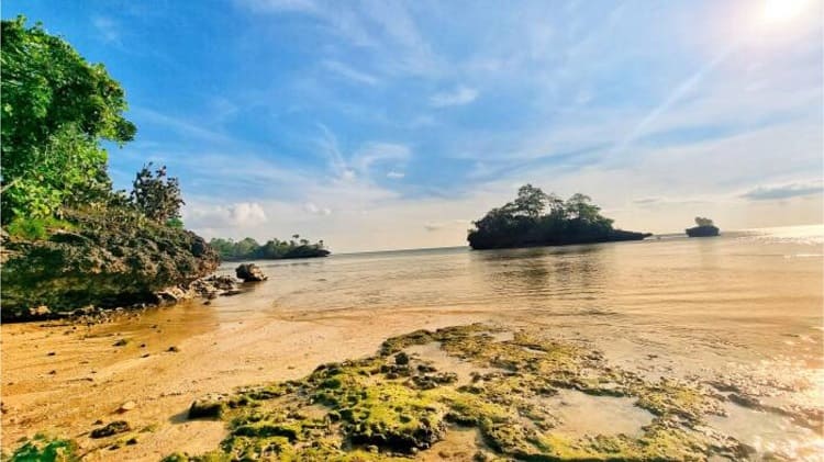 Pantai Baloiya