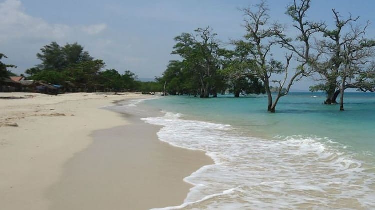 Pantai Lhok Mee