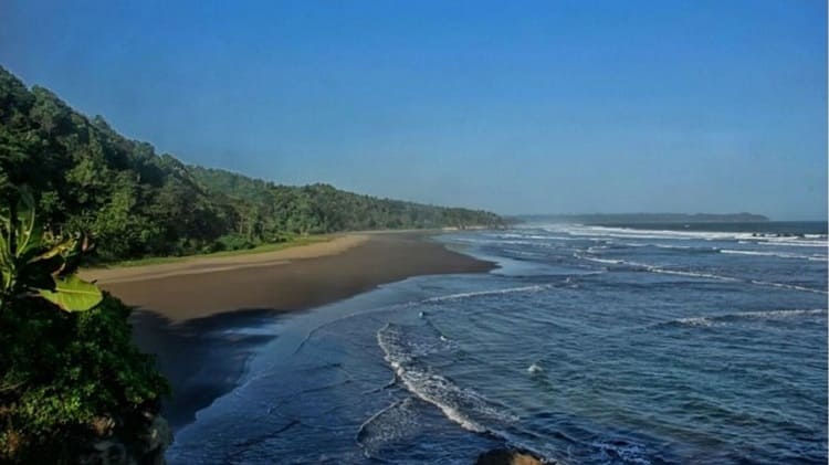 Pantai Ujung Tape