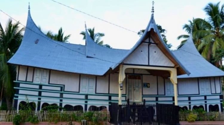 Rumah Gadang Siguntur