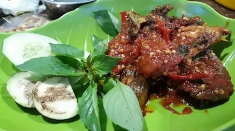 Rumah Makan Ayam Penyet Umandai