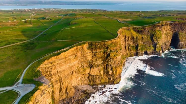 Tebing Moher, Irlandia