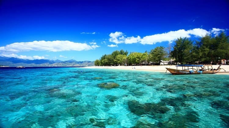 Tempat Wisata Alam Lombok Barat