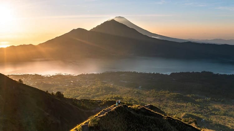 Wisata Gunung Tirasa